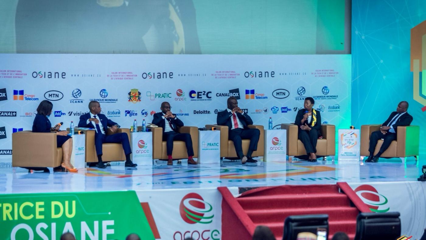 Éducation & Conférence